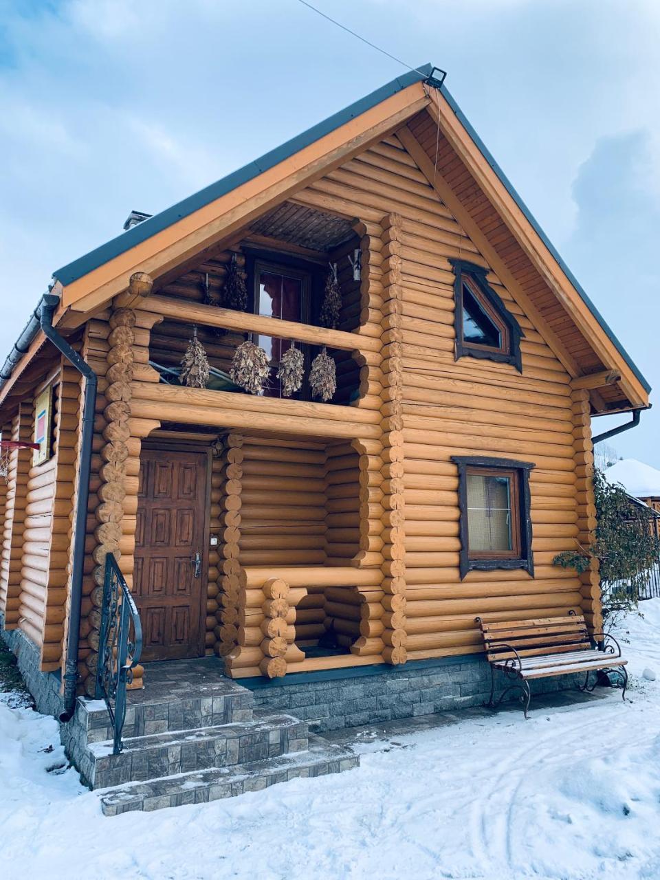 Arnica Hotell Jasinja Exteriör bild